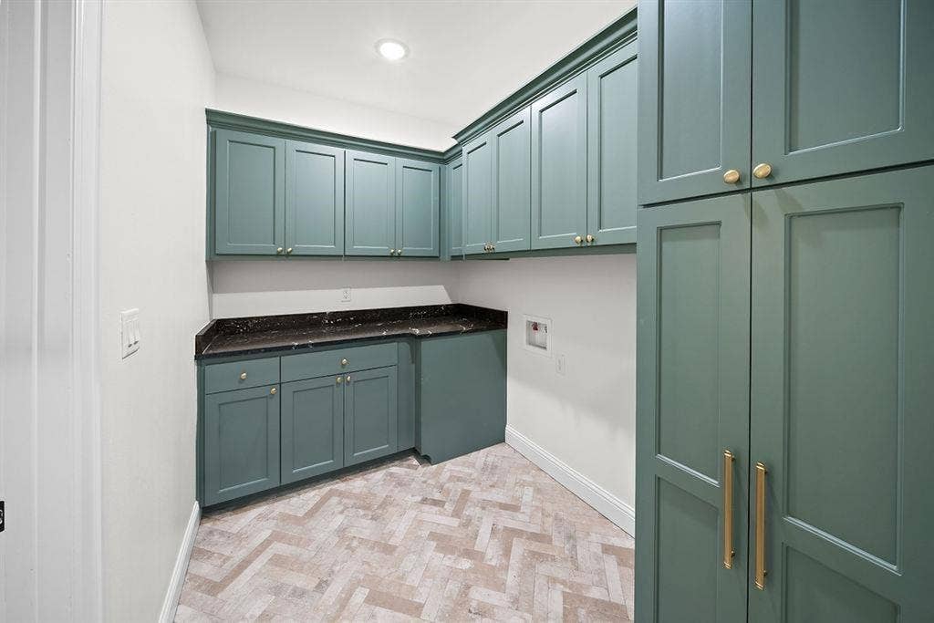 15073 Tilley Springs Cove, Tyler, TX 75703 15073 Tilley Springs Cove, Tyler, TX 75703