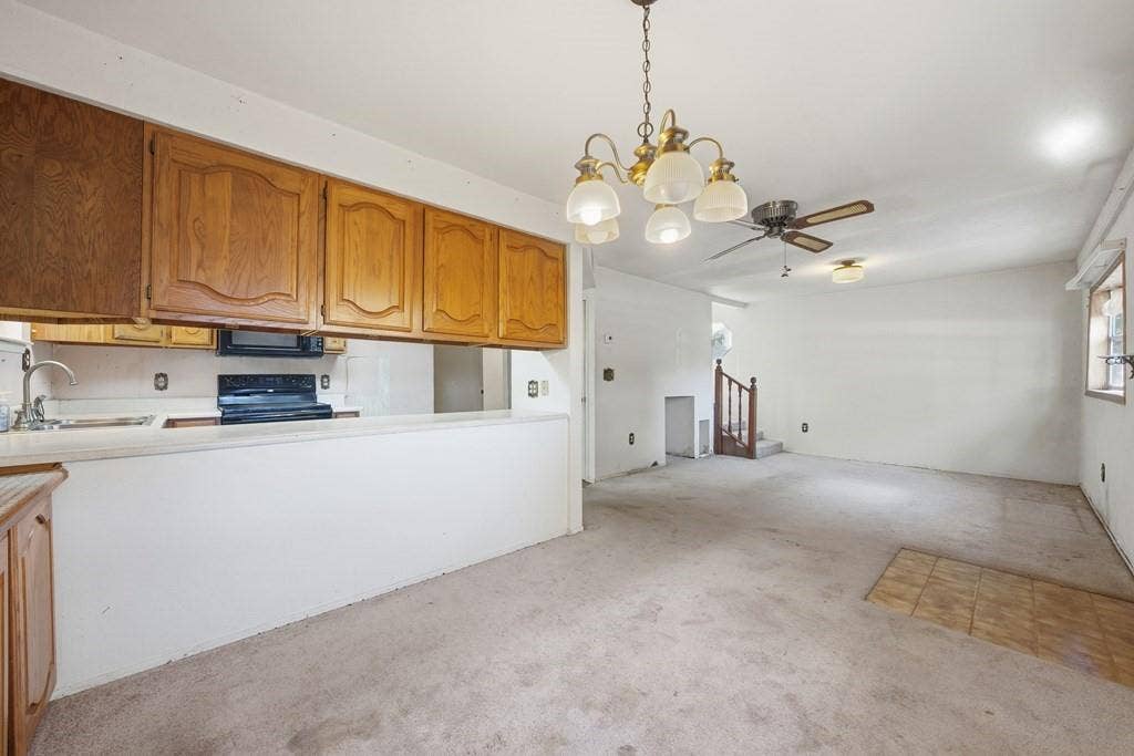 114 Lowe Drive, Mabank, TX 75156 114 Lowe Drive, Mabank, TX 75156