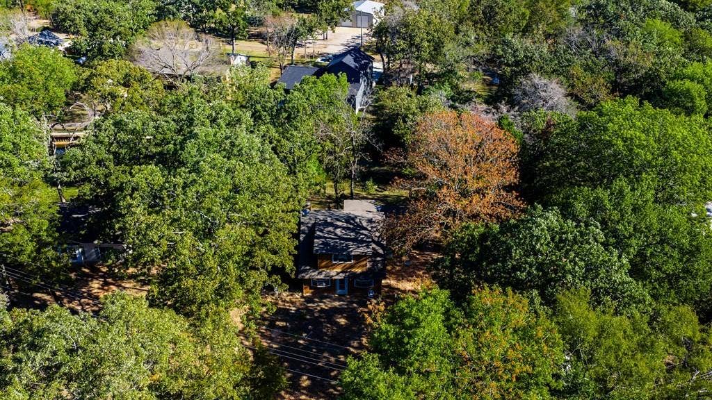 114 Lowe Drive, Mabank, TX 75156 114 Lowe Drive, Mabank, TX 75156