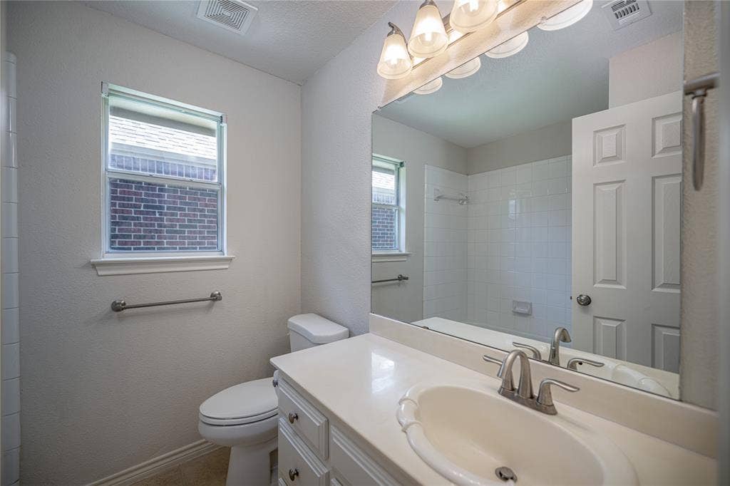 6116 Park Meadow Lane, Plano, TX 75093 6116 Park Meadow Lane, Plano, TX 75093