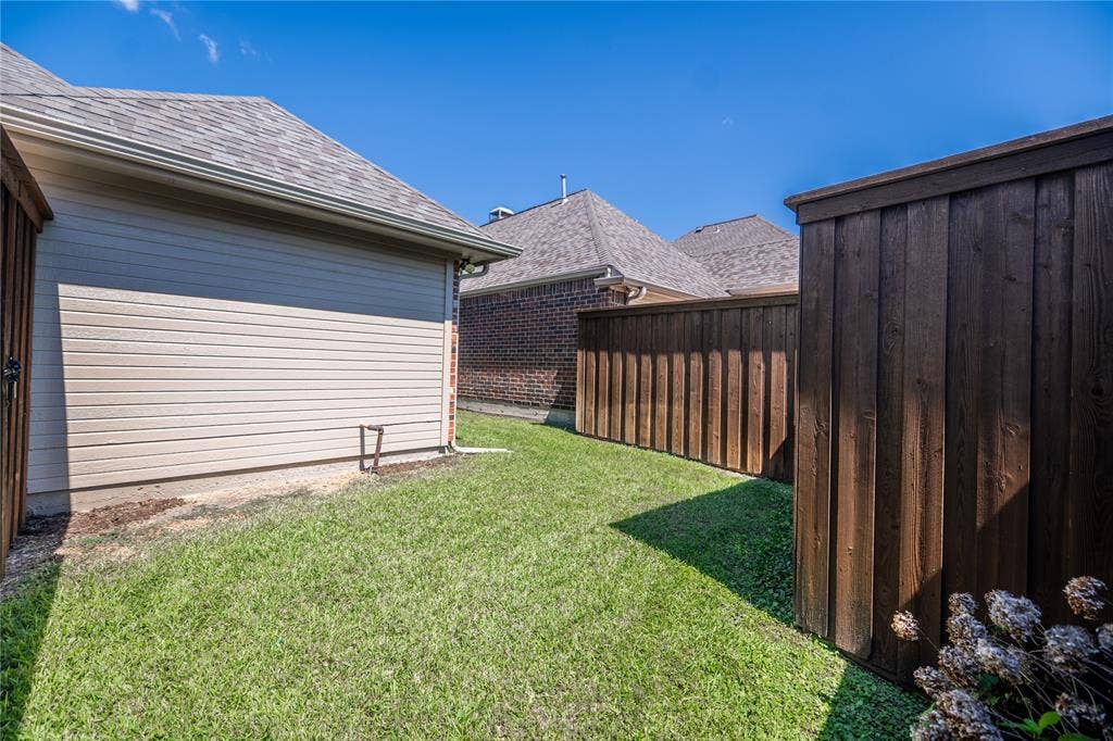 6116 Park Meadow Lane, Plano, TX 75093 6116 Park Meadow Lane, Plano, TX 75093