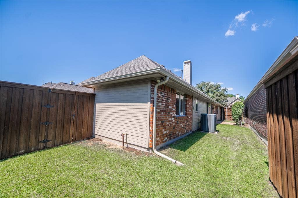 6116 Park Meadow Lane, Plano, TX 75093 6116 Park Meadow Lane, Plano, TX 75093
