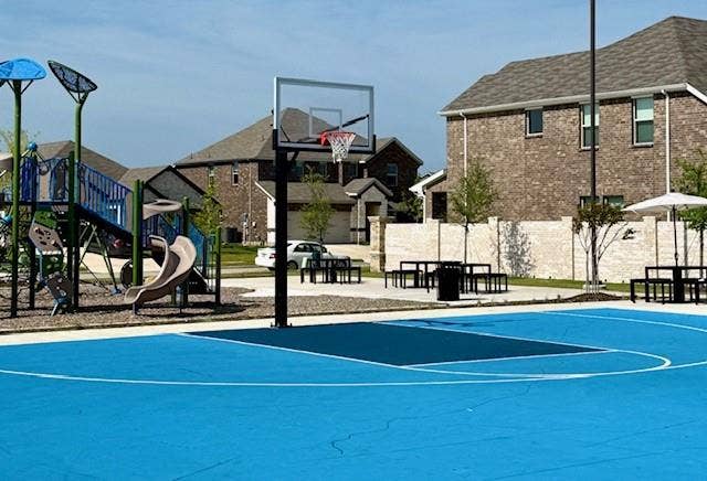 4008 Palestine Drive, Farmersville, TX 75442 Community - Basketball