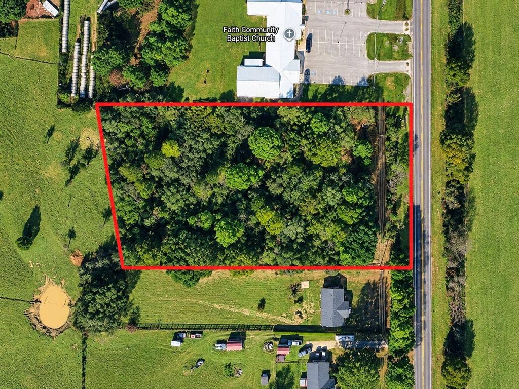 TBD ST HWY 198, Mabank, TX 75156 Wooded parcel with direct road frontage