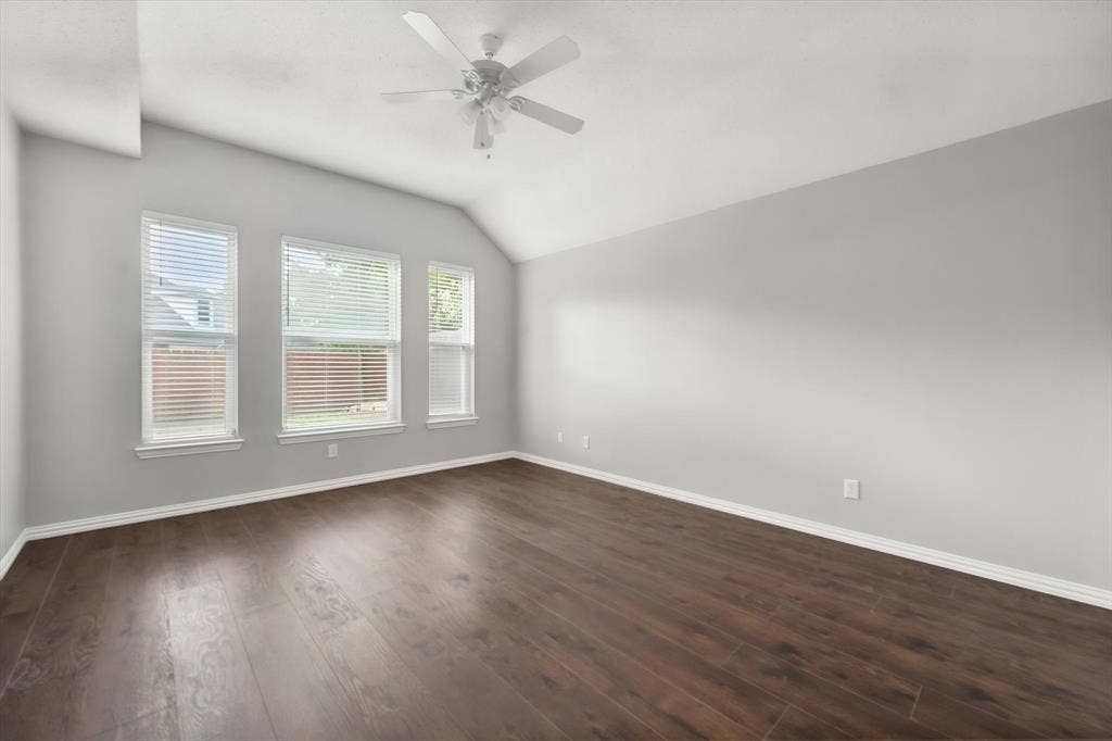 1102 Tanglewood Drive, Mansfield, TX 76063