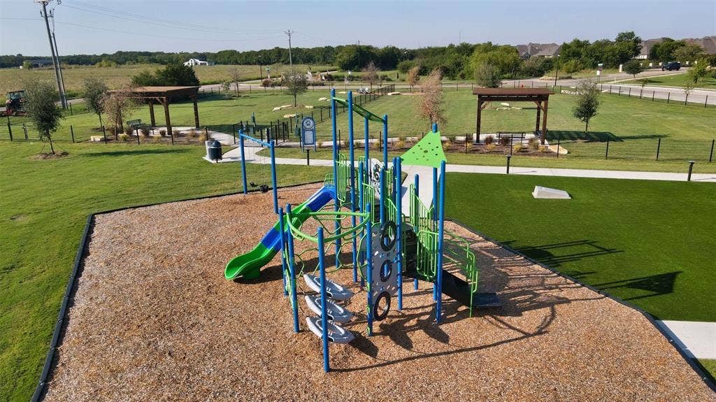 1868 Moscatel Lane, McLendon Chisholm, TX 75032 1868 Moscatel Lane, McLendon Chisholm, TX 75032