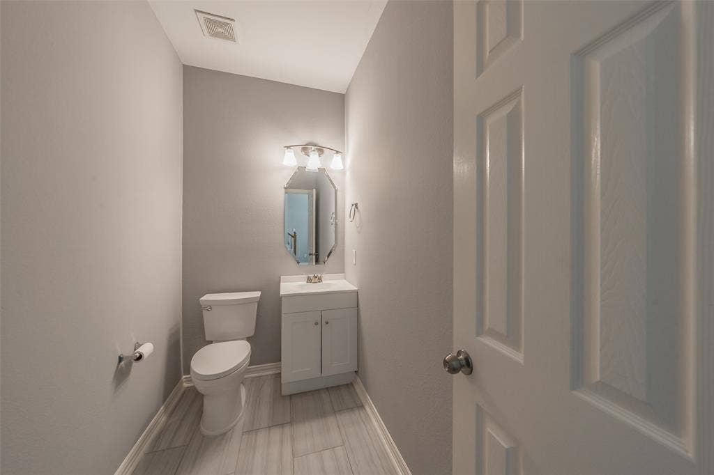 Downstairs half bath
