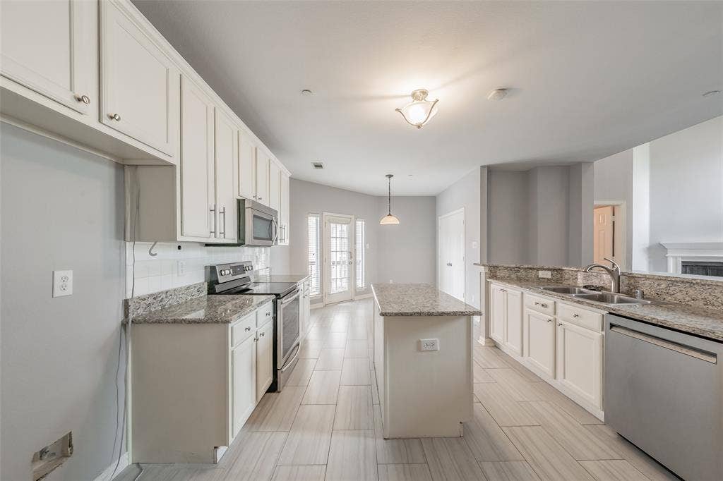 1785 Massey Drive, Lewisville, TX 75067