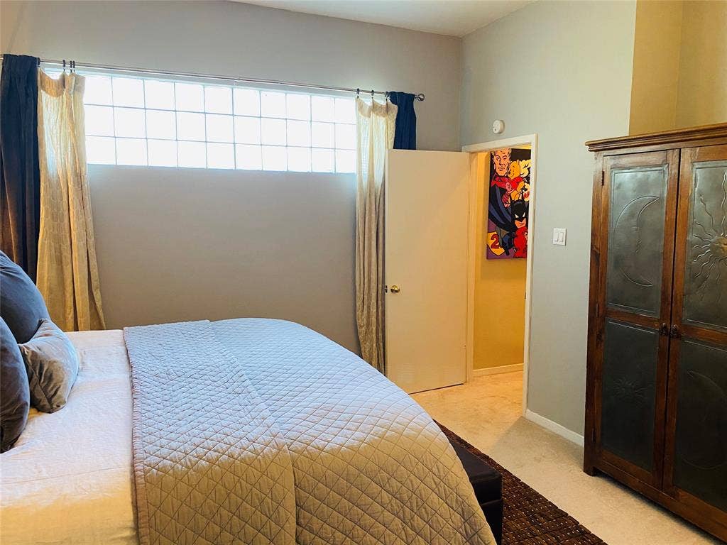 4334 Buena Vista Street, #G, Dallas, TX 75205 4334 Buena Vista Street, #G, Dallas, TX 75205