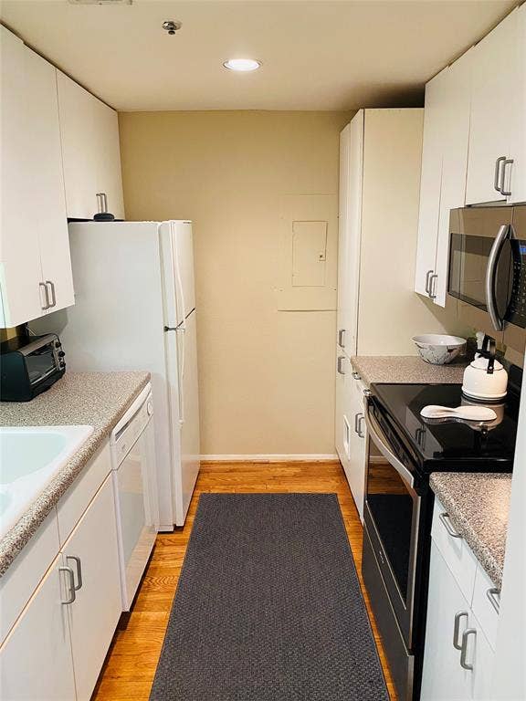 4334 Buena Vista Street, #G, Dallas, TX 75205 4334 Buena Vista Street, #G, Dallas, TX 75205