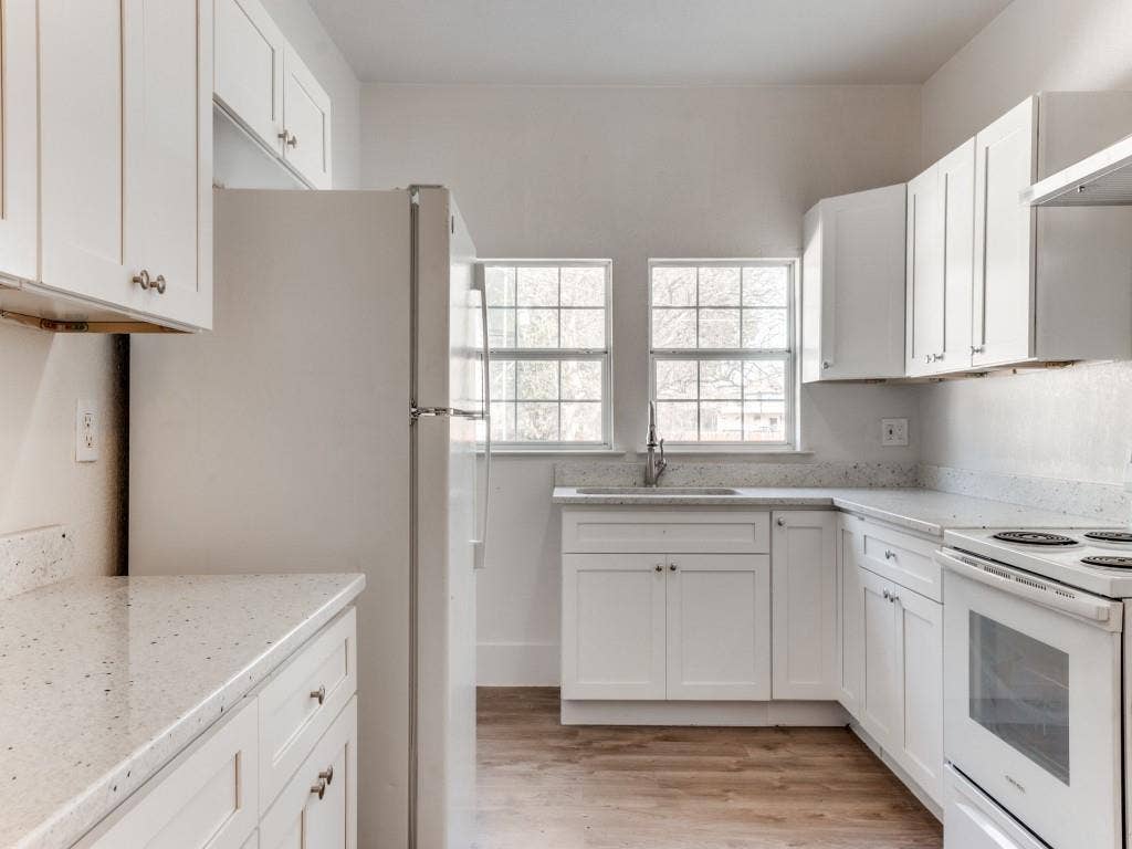 1628 Poplar Street, Dallas, TX 75215 1628 Poplar Street, Dallas, TX 75215
