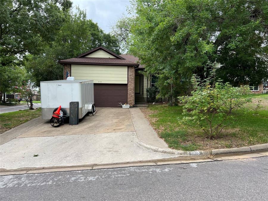 Property photo for 6118 Farmingdale Drive, Arlington, TX