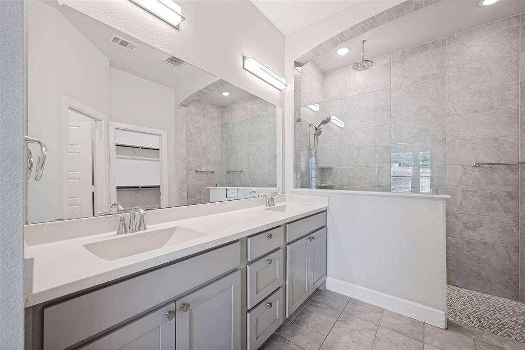 2615 High Bluff Drive, Mansfield, TX 76063