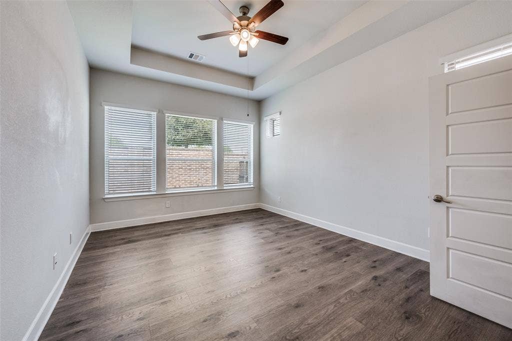 2615 High Bluff Drive, Mansfield, TX 76063