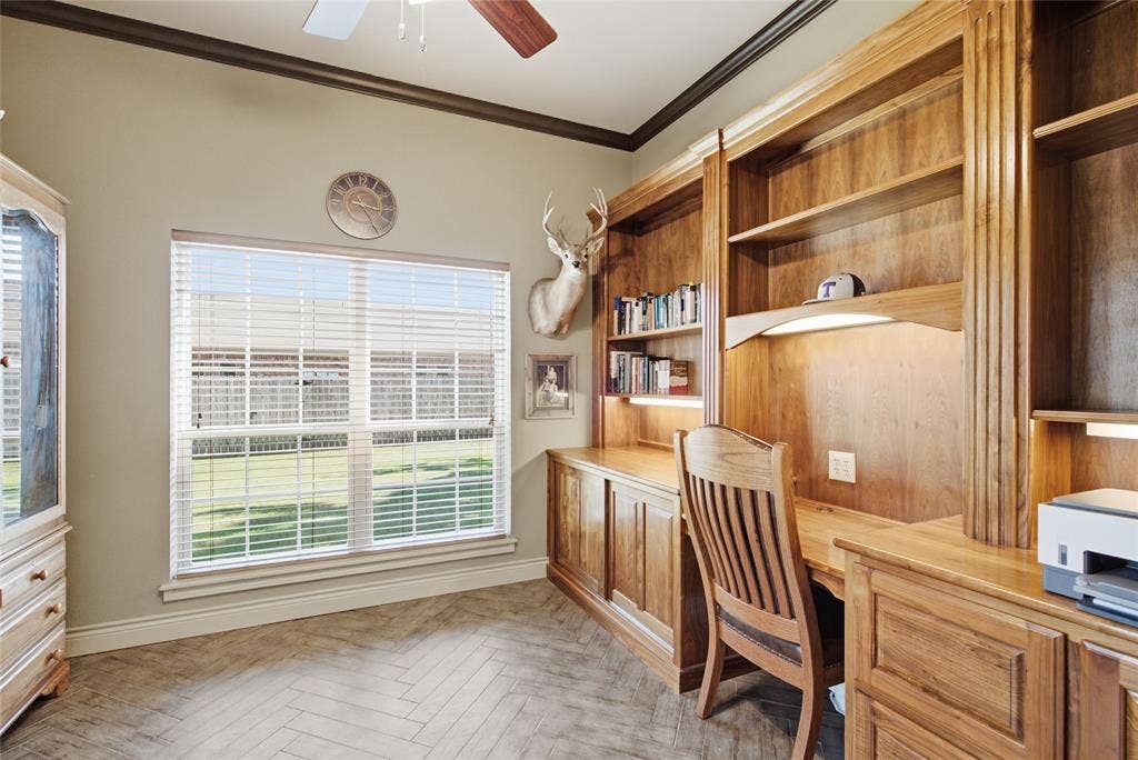 800 Cottonwood Court, Stephenville, TX 76401