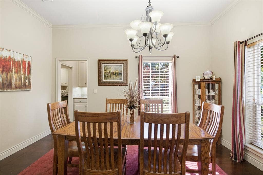800 Cottonwood Court, Stephenville, TX 76401
