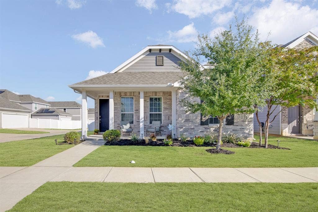 10141 Revere Drive, Providence Village, TX 76227 10141 Revere Drive, Providence Village, TX 76227
