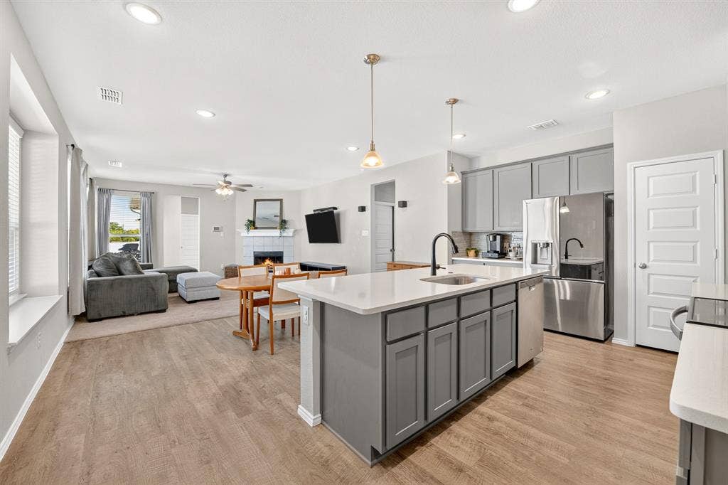 10141 Revere Drive, Providence Village, TX 76227 10141 Revere Drive, Providence Village, TX 76227
