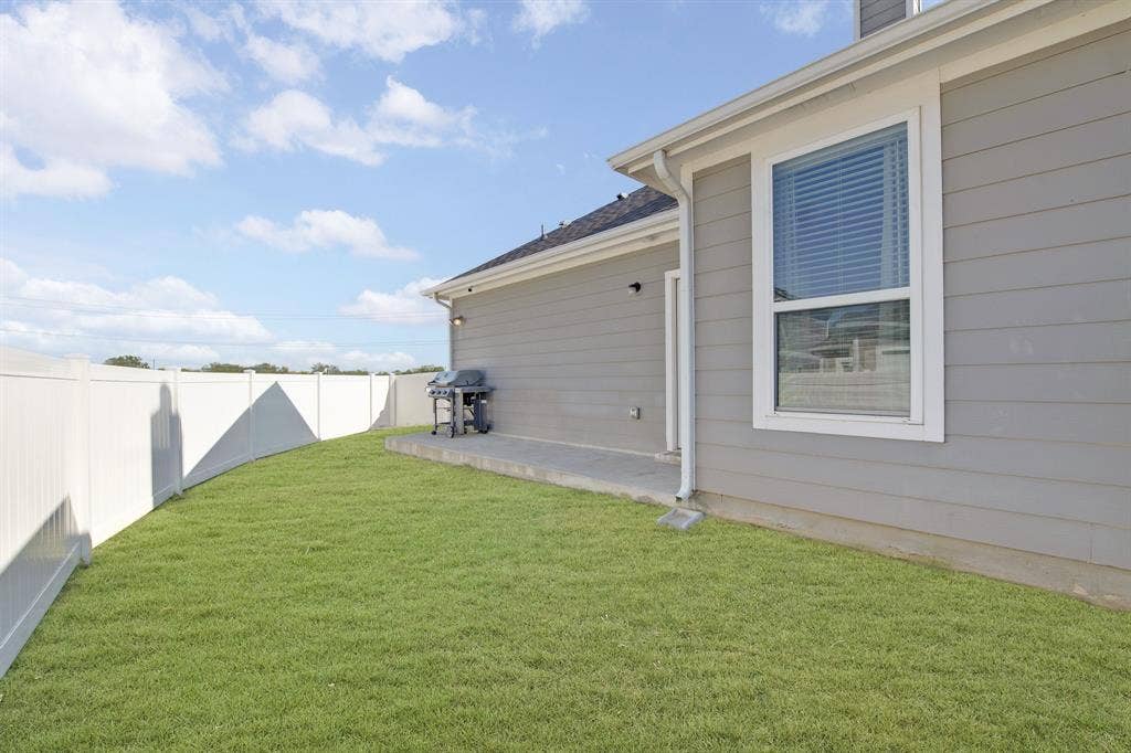 10141 Revere Drive, Providence Village, TX 76227 10141 Revere Drive, Providence Village, TX 76227
