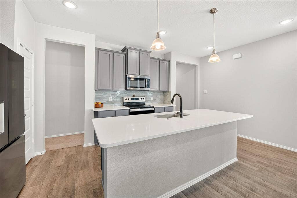10141 Revere Drive, Providence Village, TX 76227 10141 Revere Drive, Providence Village, TX 76227