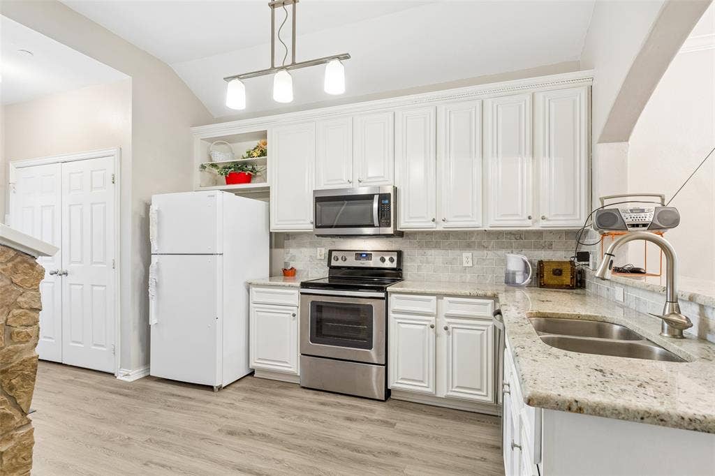 575 S Virginia Hills Drive, #503, McKinney, TX 75072 575 S Virginia Hills Drive, #503, McKinney, TX 75072