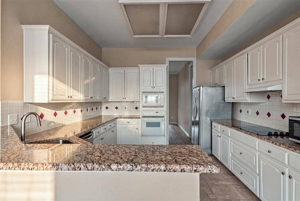 2105 Glendale Drive, Plano, TX 75023