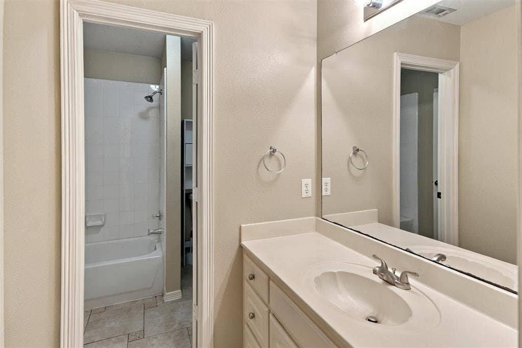 2105 Glendale Drive, Plano, TX 75023
