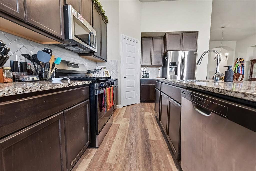 1548 Seminole Drive, Forney, TX 75126 1548 Seminole Drive, Forney, TX 75126