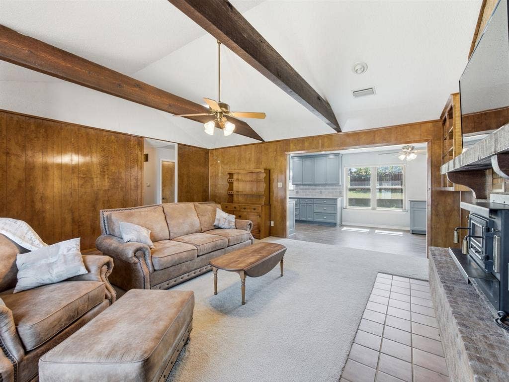 101 W Park Street, Decatur, TX 76234
