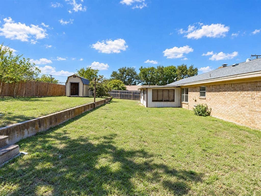 101 W Park Street, Decatur, TX 76234