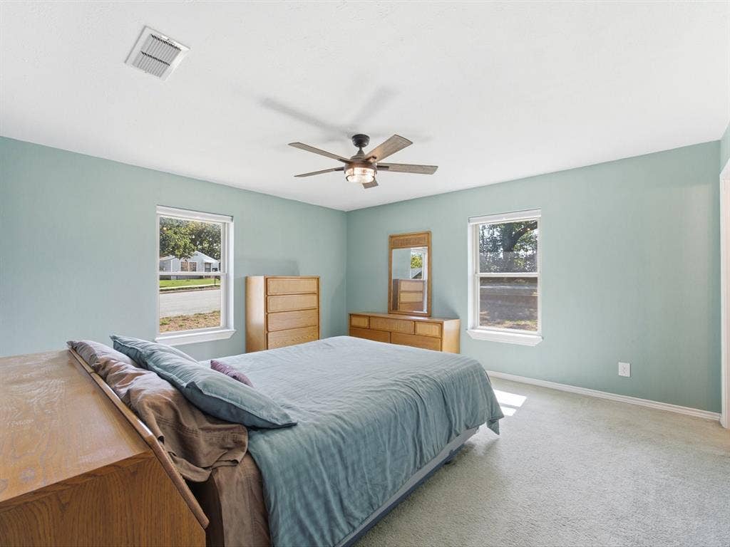 101 W Park Street, Decatur, TX 76234
