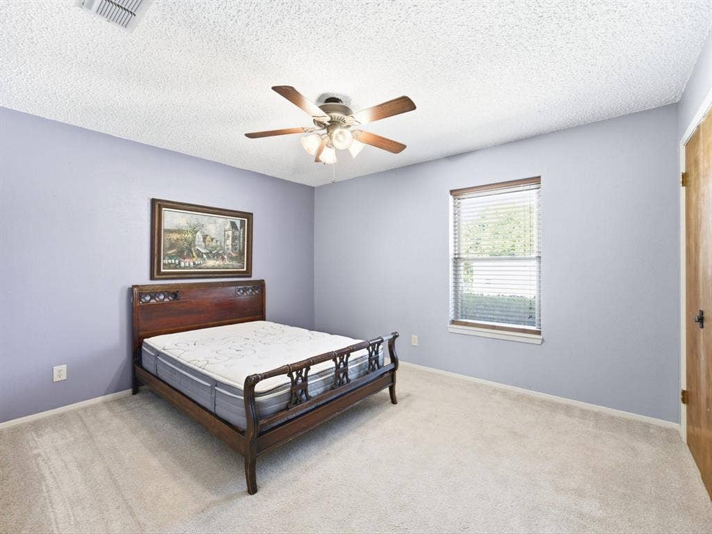101 W Park Street, Decatur, TX 76234