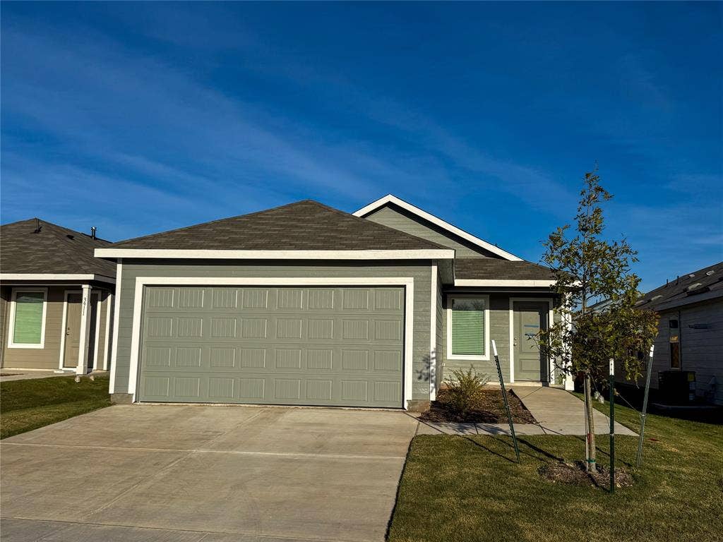3915 Selawik Street, Sherman, TX 75090