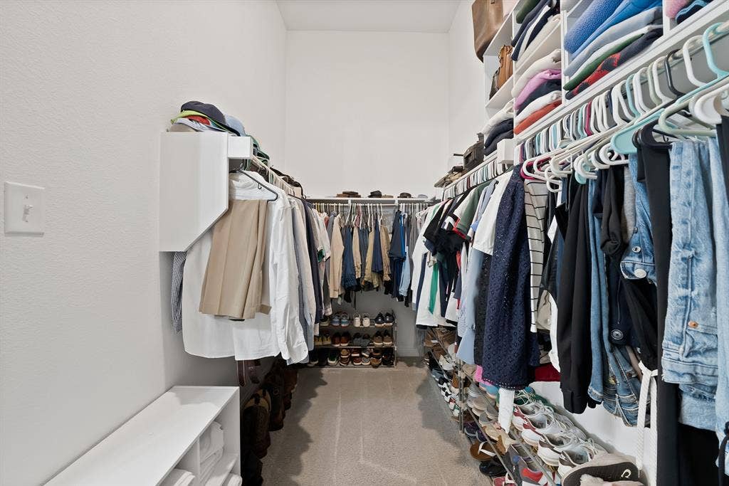 15032 Chipwood Drive, Aledo, TX 76008 Walk in Closet