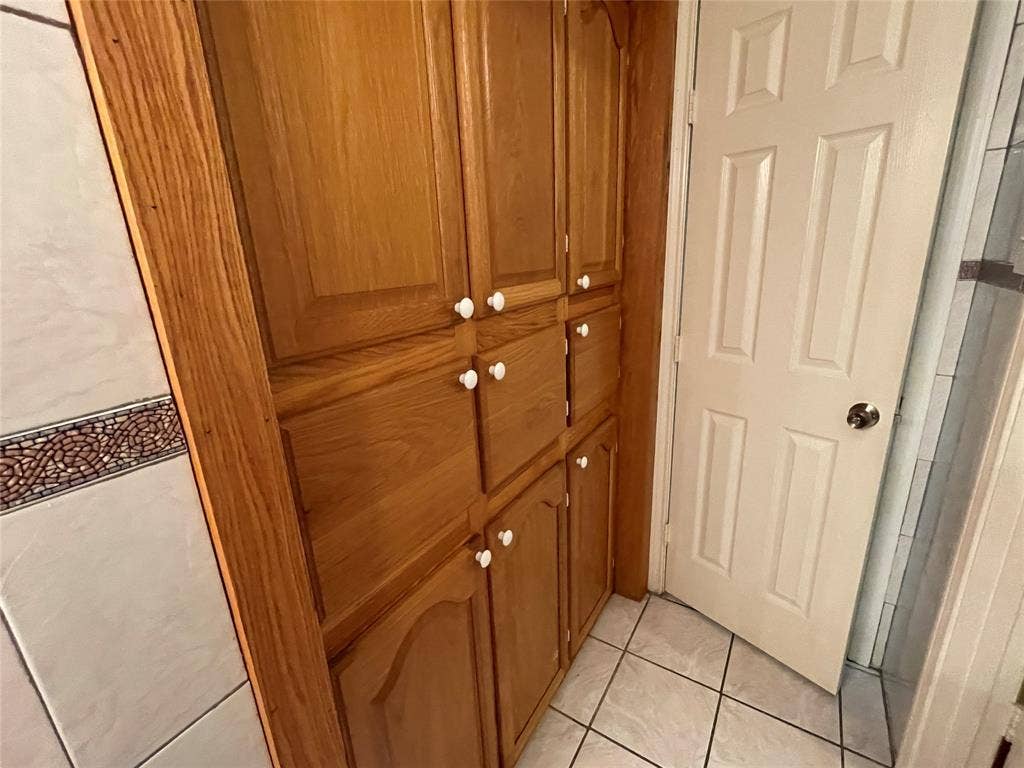 971 N Brookside Drive, Cedar Hill, TX 75104