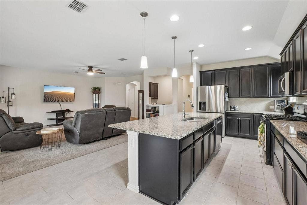 2603 Wallingford Drive, Mansfield, TX 76084