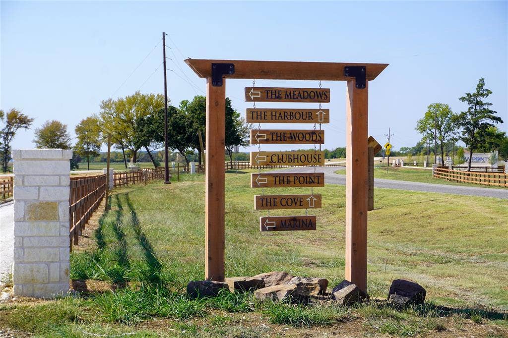 422 Timberland Heights, Windom, TX 75492 422 Timberland Heights, Windom, TX 75492