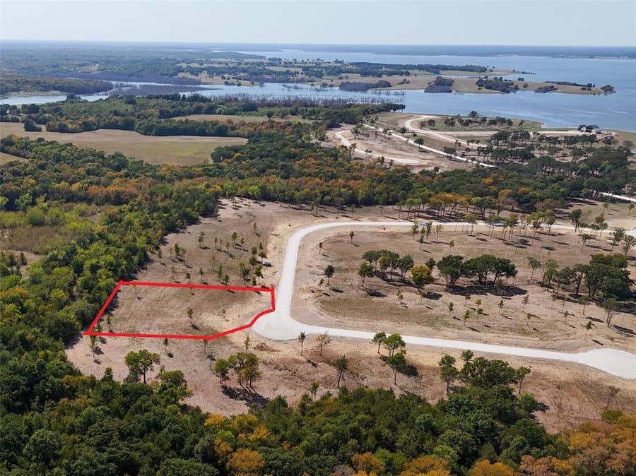 Property photo for 422 Timberland Heights, Windom, TX