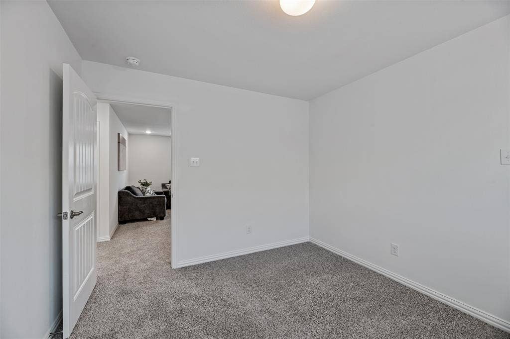 4619 Raleigh Dalton Road, Dallas, TX 75227