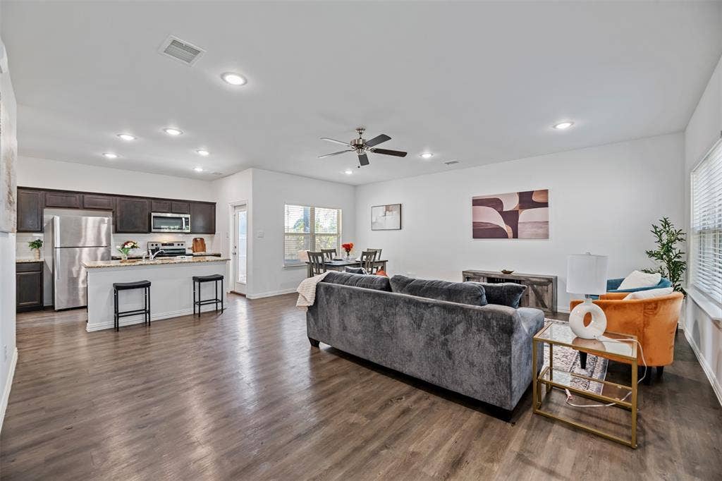 4619 Raleigh Dalton Road, Dallas, TX 75227