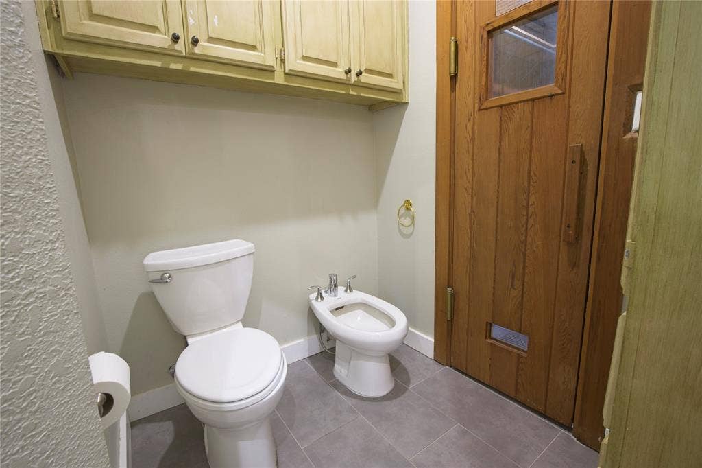 4707 River Hill Circle, Dallas, TX 75287 4707 River Hill Circle, Dallas, TX 75287
