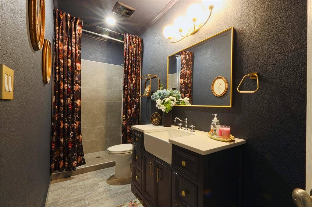 4707 River Hill Circle, Dallas, TX 75287 4707 River Hill Circle, Dallas, TX 75287