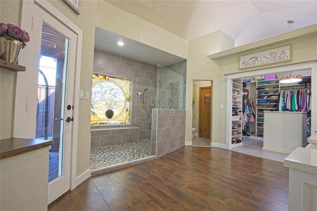 4707 River Hill Circle, Dallas, TX 75287 4707 River Hill Circle, Dallas, TX 75287