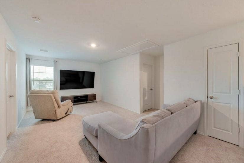 424 Frio Pass Trl, Haslet, TX 76052