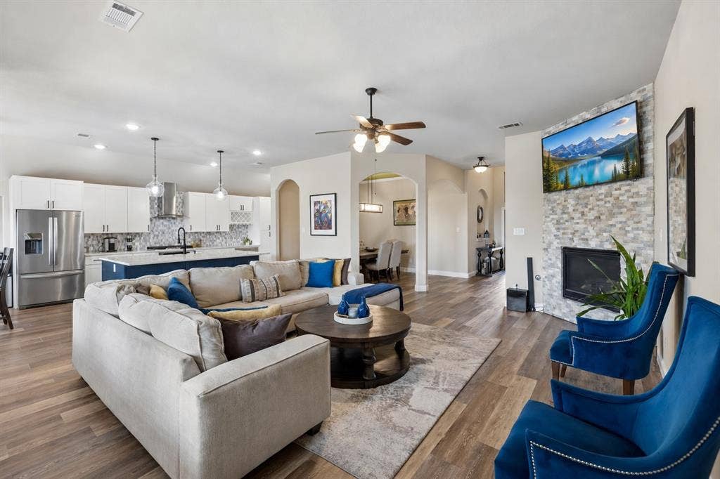 205 Covington Drive, Wylie, TX 75098 205 Covington Drive, Wylie, TX 75098