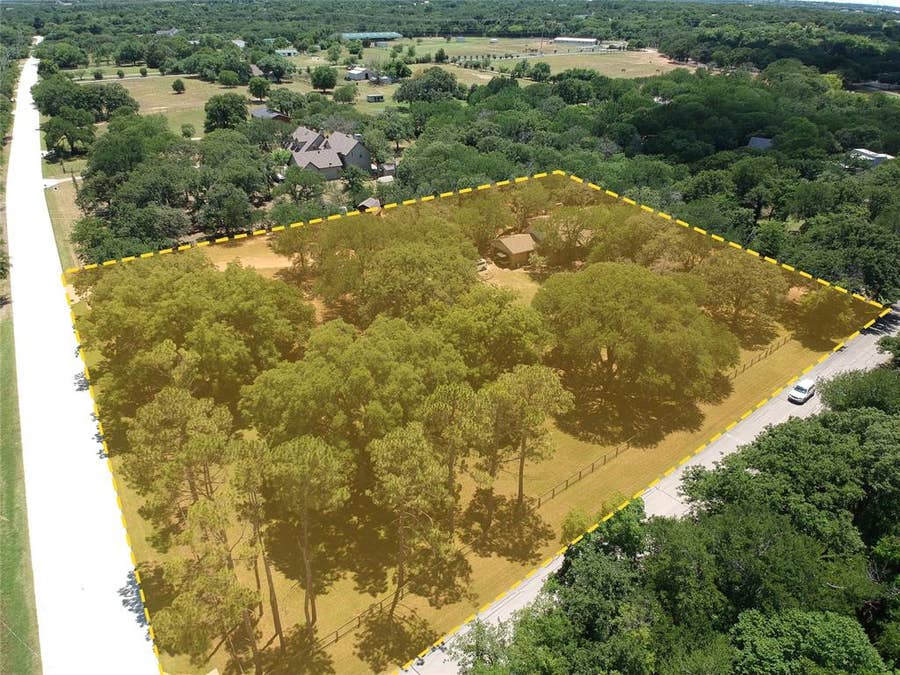 Property photo for 525 Estates Drive, Copper Canyon, TX