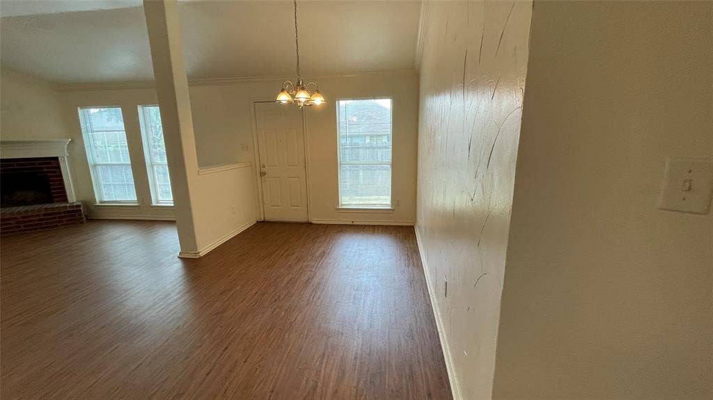 921 Simon Drive, Cedar Hill, TX 75104