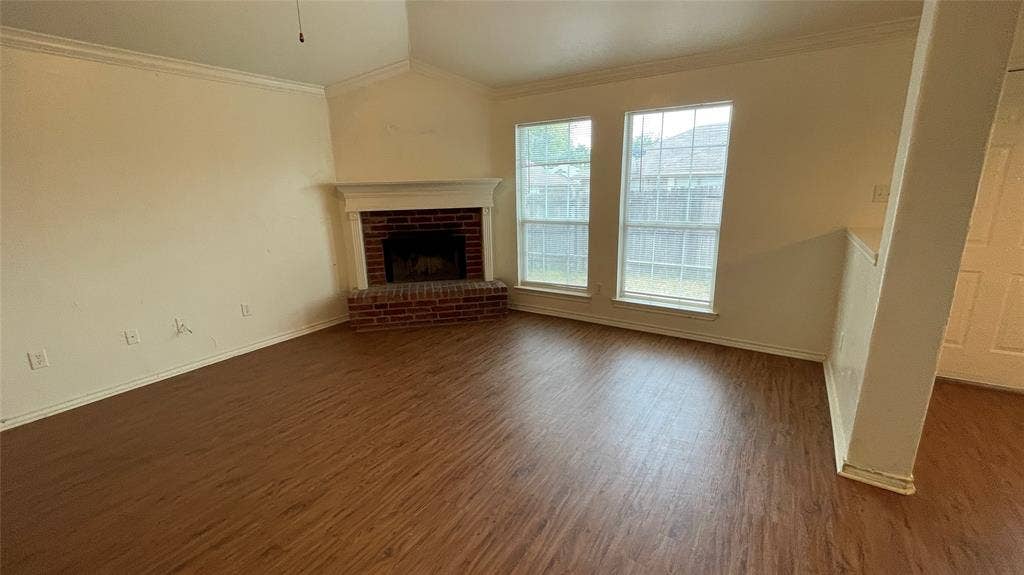 921 Simon Drive, Cedar Hill, TX 75104