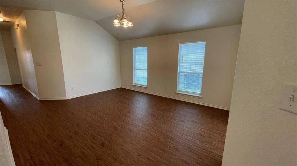921 Simon Drive, Cedar Hill, TX 75104