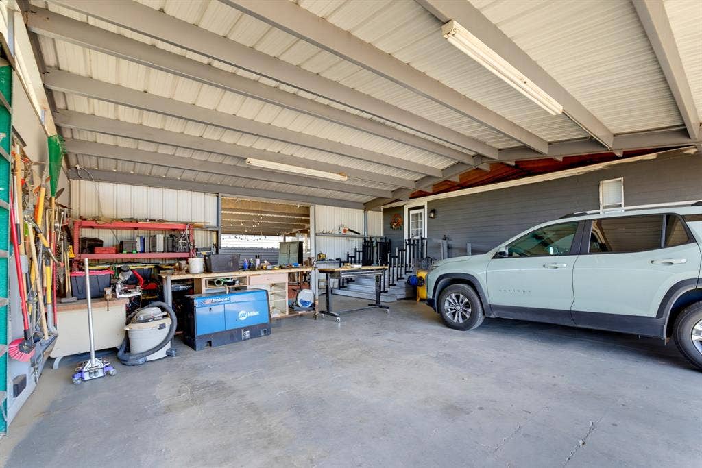 7330 N US Hwy 283, Coleman, TX 76834